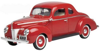 Ford Deluxe (1940) 