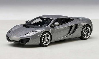 Picture Gallery for Auto Art 56007 McLaren MP4 12C (2011) 