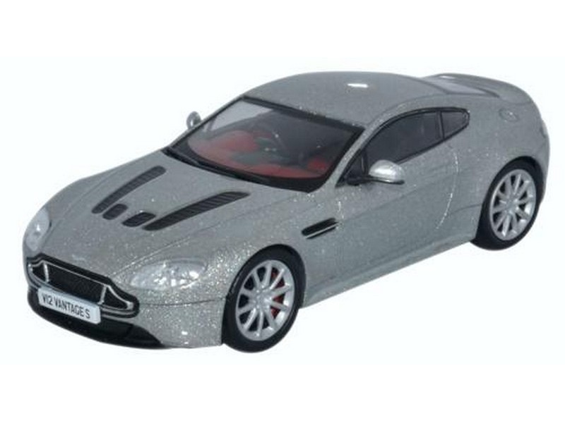 Aston Martin V12 Vantage S Lightning Silver