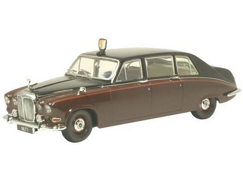 Daimler Ds420 Limousine Claret Black Queen Mum