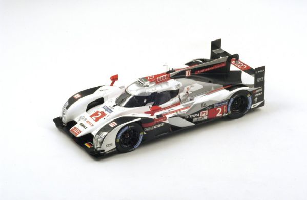 Audi R18 e-tron quattro n.2 Winner ...