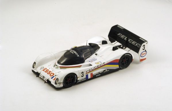 Peugeot 905, No.3, Winner Le Mans 1...