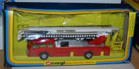 Picture Gallery for Corgi 1126 Simon Snorkel-Dennis Fire Engine