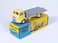 Picture Gallery for Corgi 454 Commer Platform Lorry