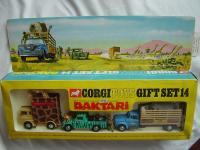 Picture Gallery for Corgi 14 Giant Daktari Set