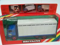 Picture Gallery for Britains Farm 9580 Animal Transporter