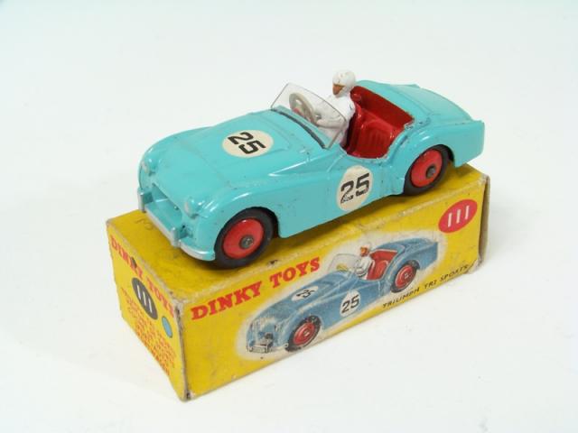 dinky triumph tr2