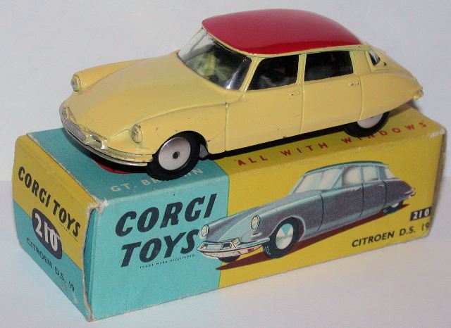 Corgi citroen store ds 19