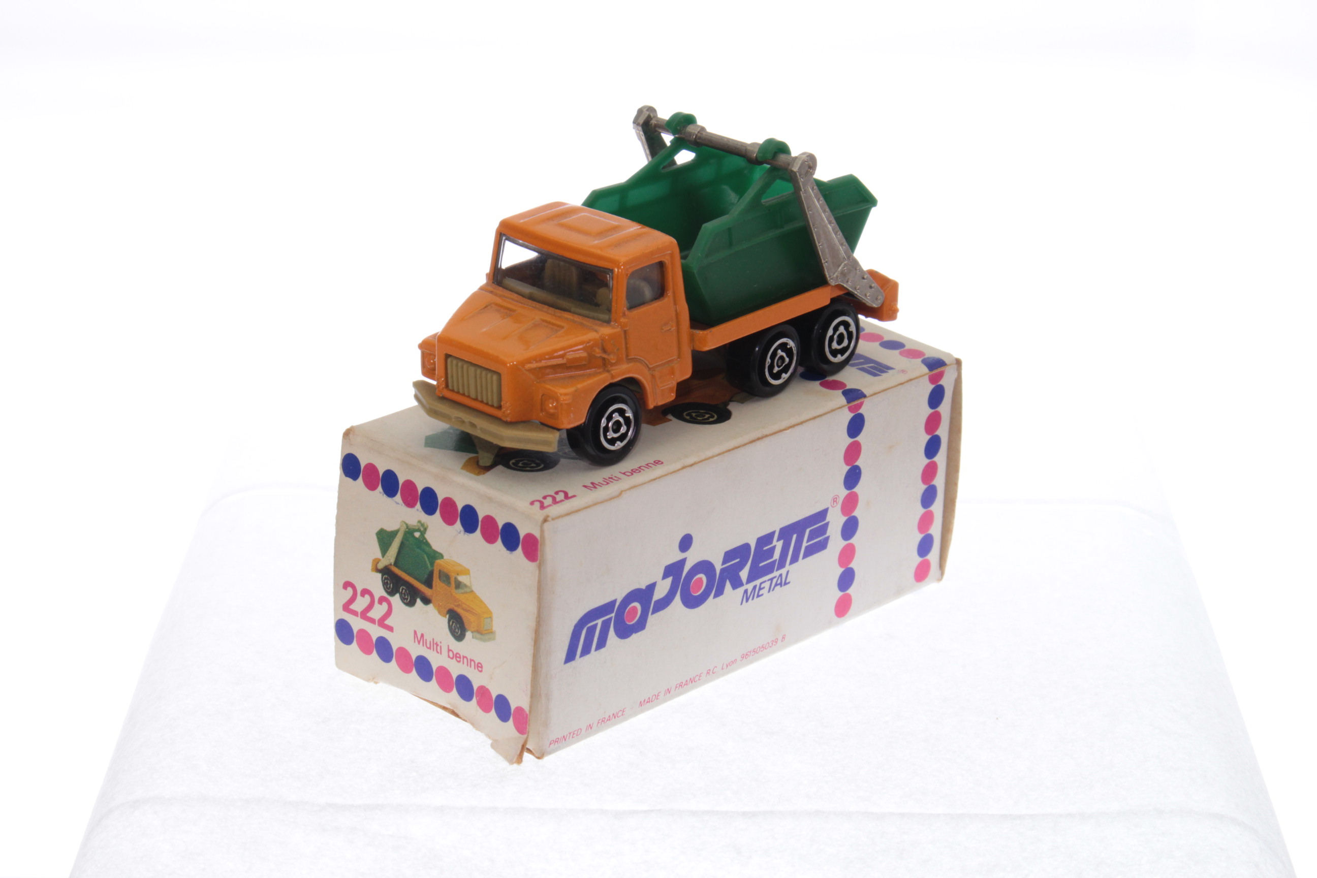 Camion Benne Mercedes miniature 38 cm Orange Majorette Kidsmate