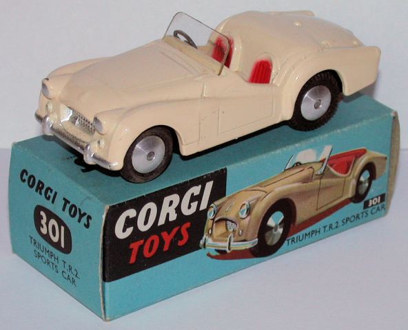 corgi triumph tr2