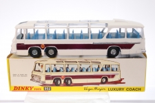 Picture Gallery for Dinky 952 Vega Major Luxury Coach