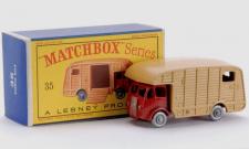 Matchbox 35a, E.R.F Marshall Horse Box - Free Price Guide & Review