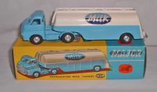 Picture Gallery for Corgi 1129 Milk Tanker