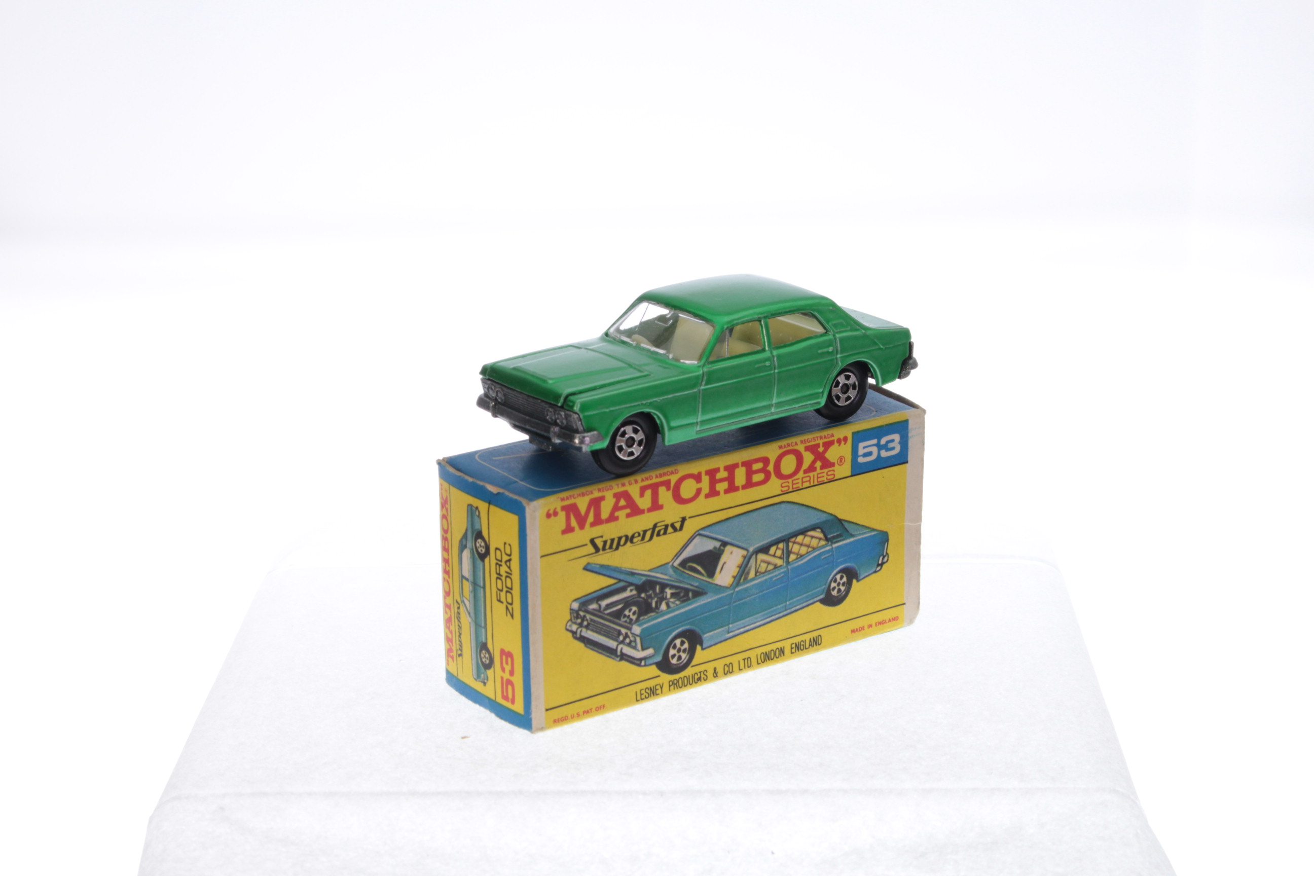 返品送料無料】 MATCHBOX 1970 Superfast FORD ZODIAC ライム asakusa