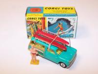 Picture Gallery for Corgi 485 Mini Countryman with Surfer